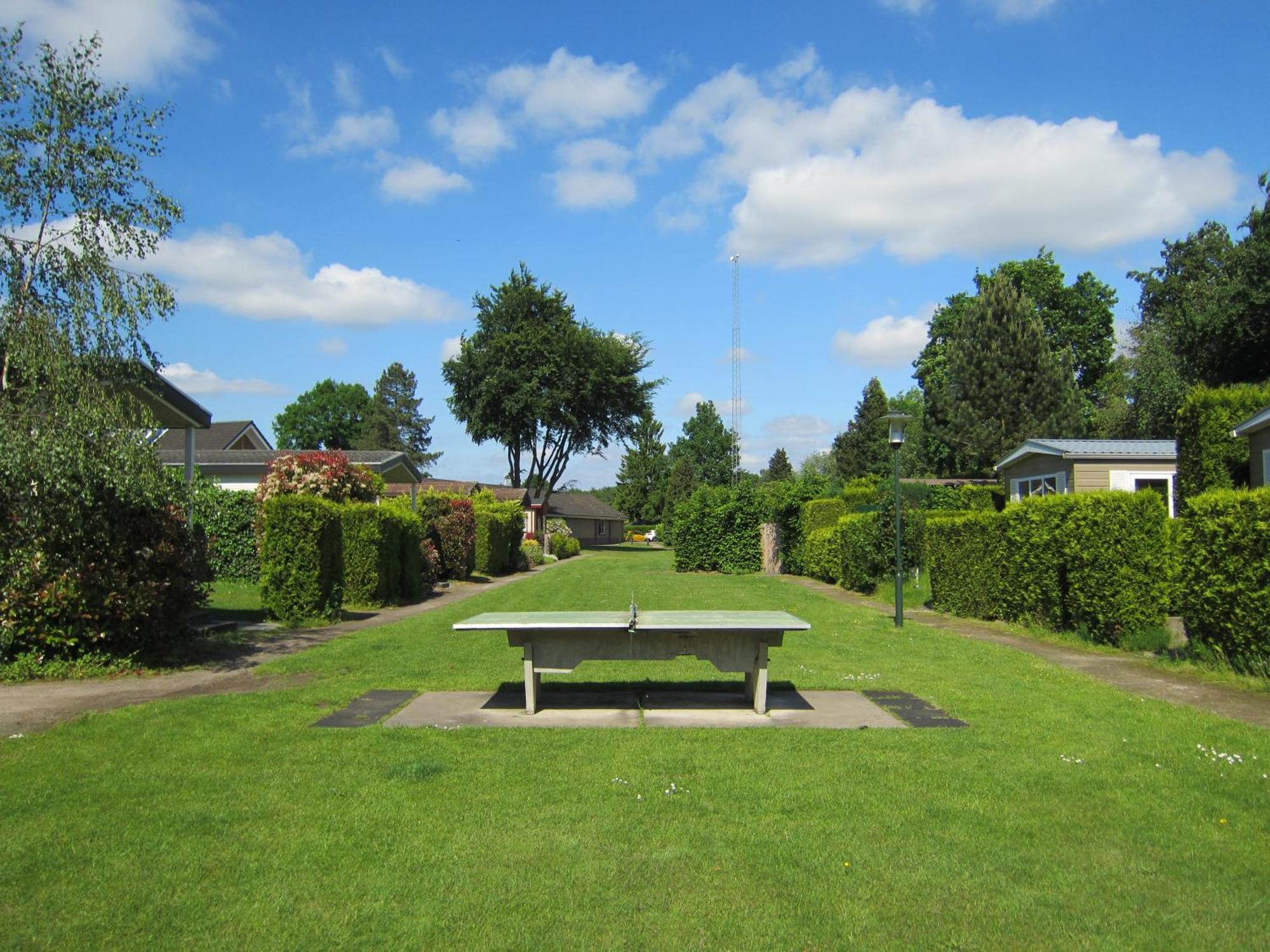 Hderh - Eco Lodge Op Vakantiepark De Ijsvogel, Zwembaden, Kids Fun, Natuur En Rust Voorthuizen Exteriör bild