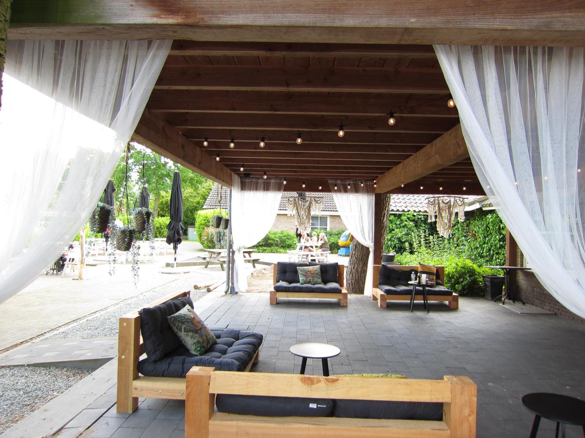 Hderh - Eco Lodge Op Vakantiepark De Ijsvogel, Zwembaden, Kids Fun, Natuur En Rust Voorthuizen Exteriör bild