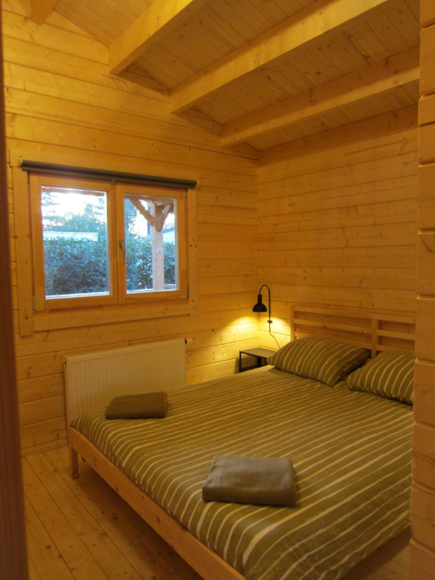 Hderh - Eco Lodge Op Vakantiepark De Ijsvogel, Zwembaden, Kids Fun, Natuur En Rust Voorthuizen Exteriör bild
