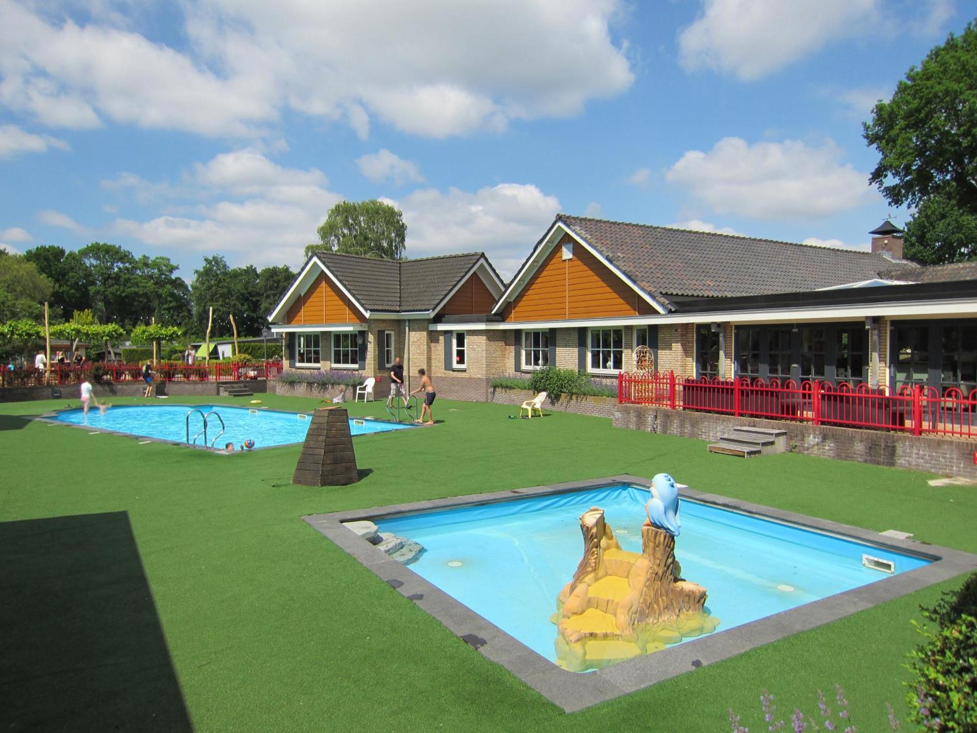 Hderh - Eco Lodge Op Vakantiepark De Ijsvogel, Zwembaden, Kids Fun, Natuur En Rust Voorthuizen Exteriör bild