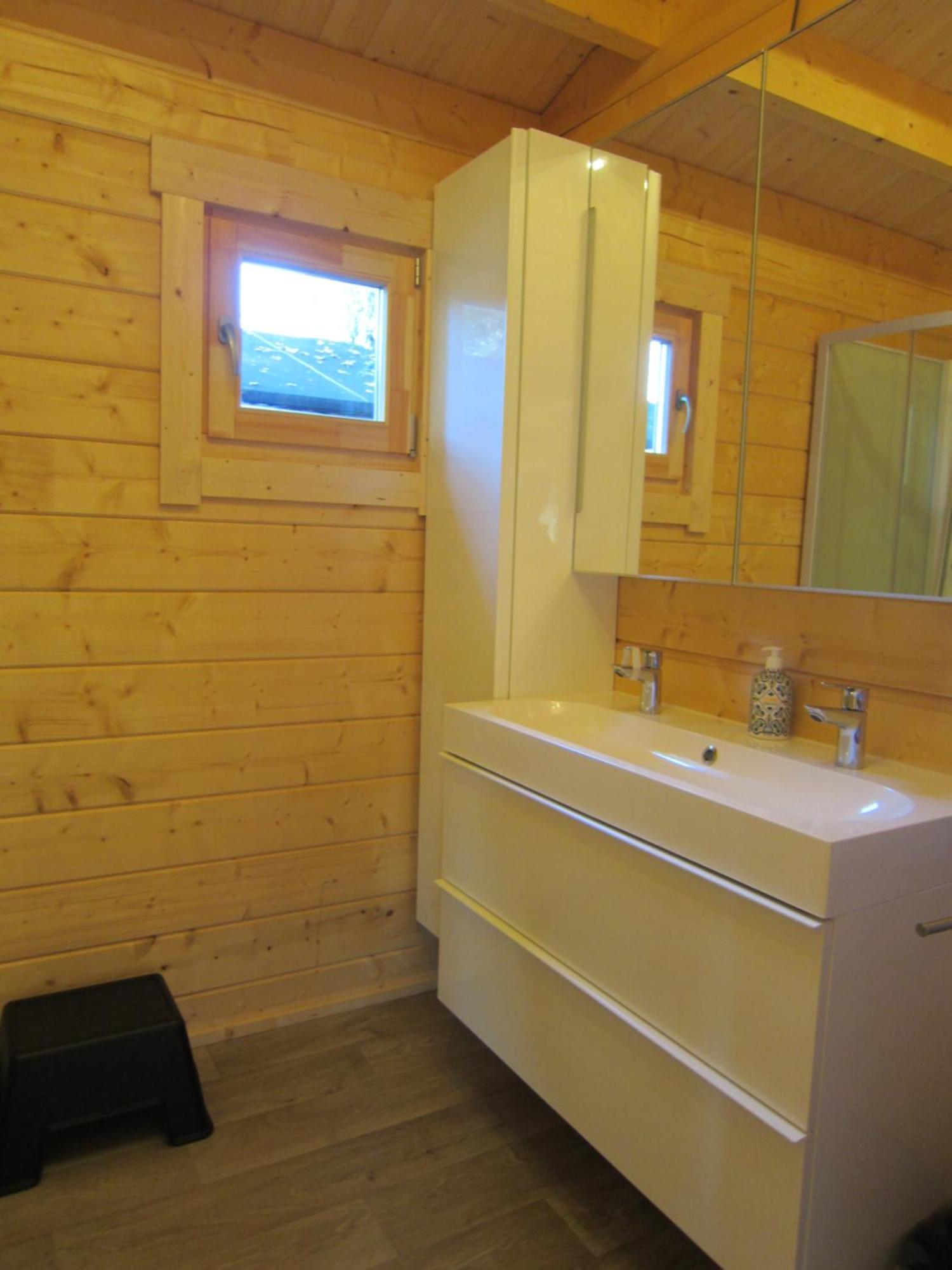Hderh - Eco Lodge Op Vakantiepark De Ijsvogel, Zwembaden, Kids Fun, Natuur En Rust Voorthuizen Rum bild